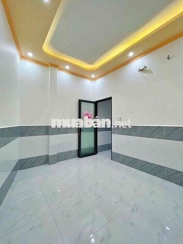cần bán nhà mặt tiền hẻm thông  ,diện tích 4x15 ,đường đinh đức thiện