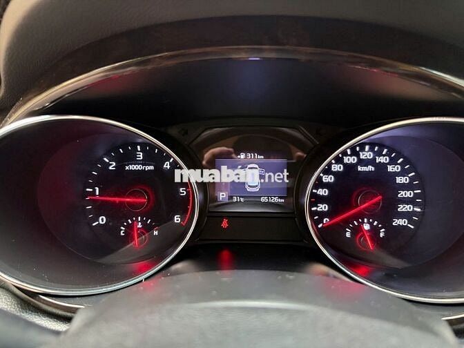 Kia Sedona 2020 2.2 DAT Deluxe - 65000 km