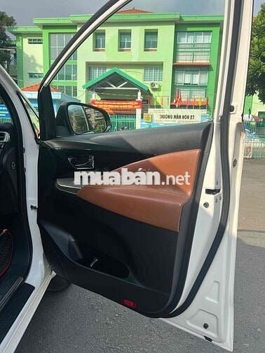 Toyota Innova 2019 2.0G - 120000 km