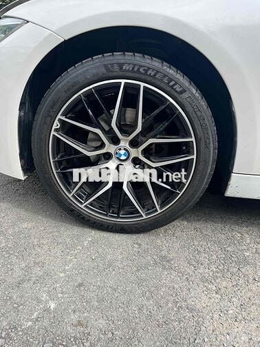 BMW 3 Series 2013 320i - 120000 km