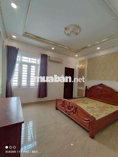 Cho thuê nhà 3 lầu đường xe tải 22tr/ tháng