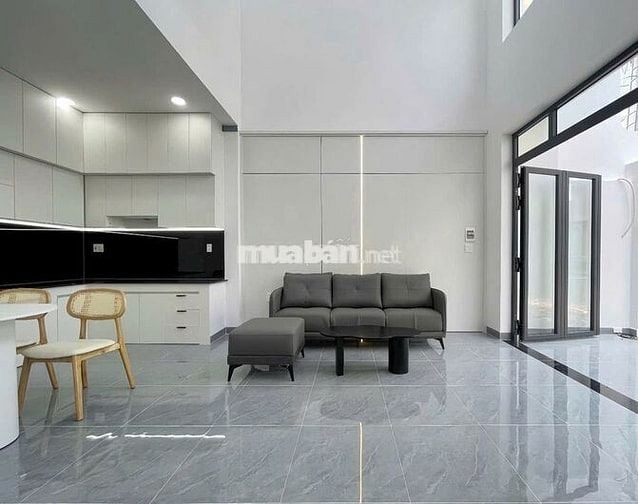 Nhà 1 trệt 1 lửng 5x12 giá 1tỷ590 gần rap BHD Phường Long Khánh