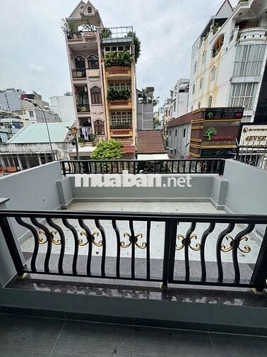 Mặt Tiền Trung Tâm Quận 1 - 4,5x20 - 4 Tầng - 55 Triệu
