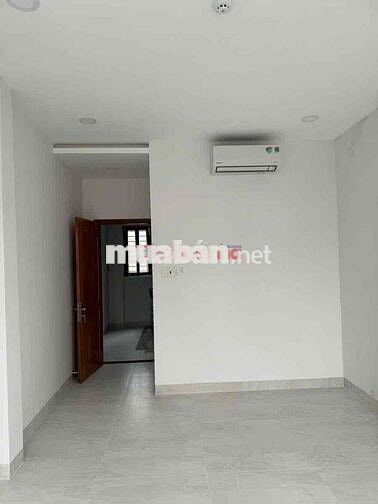 CHO THUÊ NHÀ 2 MẶT TIỀN CÔ GIANG, NGAY CẦU ÔNG LÃNH QUẬN 1