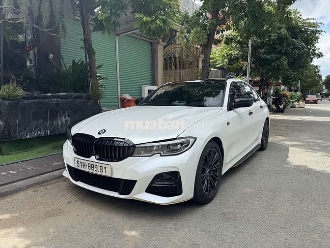 BMW 3 Series 2020 330i M Sport - 70000 km