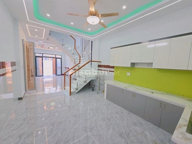CẶP SONG SINH THUÝ KIỀU & THUÝ VÂN – 2 CĂN NHÀ MẶT TIỀN CỰC ĐẸP,