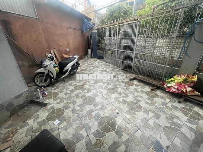9c, ds 5, linh xuân, hẻm thông xe hơi