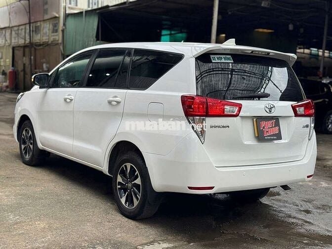 Toyota Innova 2019 E 2.0 MT, số sàn, màu trắng