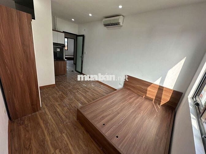 Khai trương CCMN 25m2 Full đồ, tủ lạnh, cửa sổ thoáng tại Văn Quán