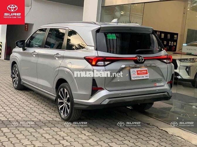 Toyota Veloz Cross Top 2024 - xe siêu lướt