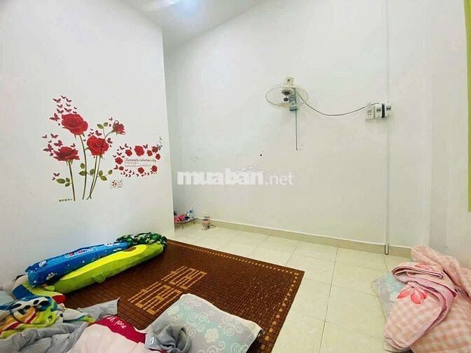 Nhà SHR Thạnh Lộc 04 ngay ngã tư ga thạnh lộc q12