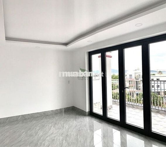 CHO THUÊ NHÀ MỚI XÂY 4 TẦNG CÓ THANG MÁY KHU ACC VĨNH HOÀ GIÁ 22 TRIỆU
