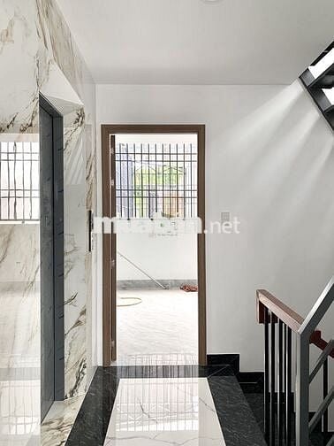 CHO THUÊ NHÀ MỚI XÂY 4 TẦNG CÓ THANG MÁY KHU ACC VĨNH HOÀ GIÁ 22 TRIỆU