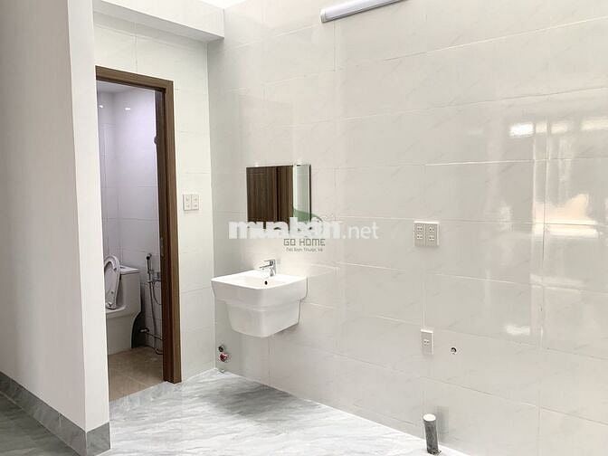 CHO THUÊ NHÀ MỚI XÂY 4 TẦNG CÓ THANG MÁY KHU ACC VĨNH HOÀ GIÁ 22 TRIỆU
