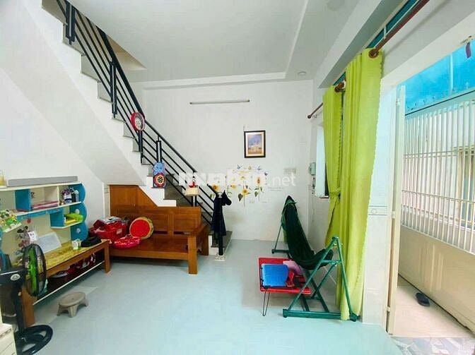 Nhà SHR Thạnh Lộc 04 ngay ngã tư ga thạnh lộc q12