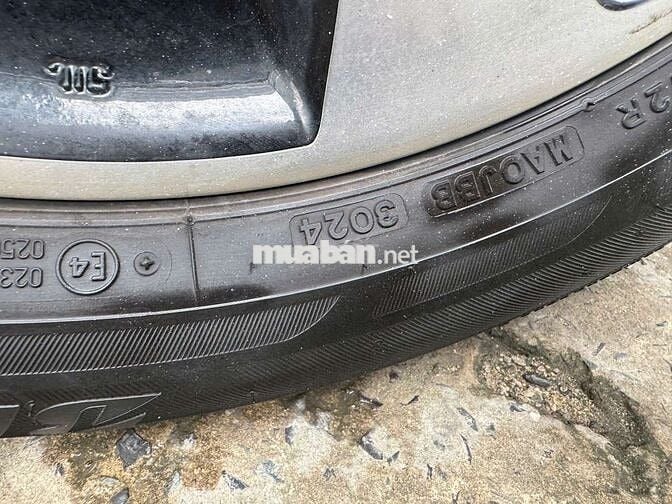 Toyota Innova 2019 E 2.0 MT, số sàn, màu trắng