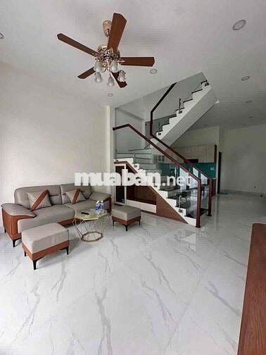 Giảm sốc ngay 50tr, ra nhanh bán căn nhà gần chợ Tân Long giá 1tỷ450