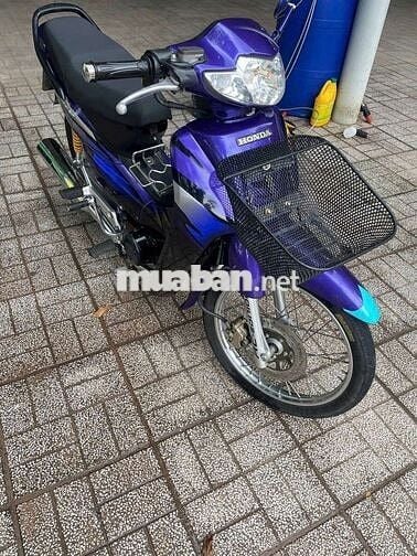 Cần bán xe. Xe Nhật độ toàn  đồ tốt