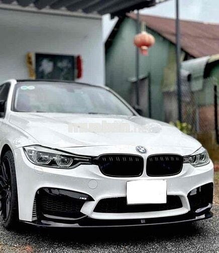 BMW 3 Series 2015 320i - 90000 km