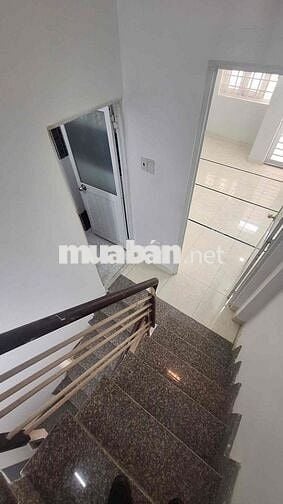 Nhà hẻm 154/ Phạm Văn Hai P3, 3x8m, 3 tầng, 2pn 3wc giá 9tr