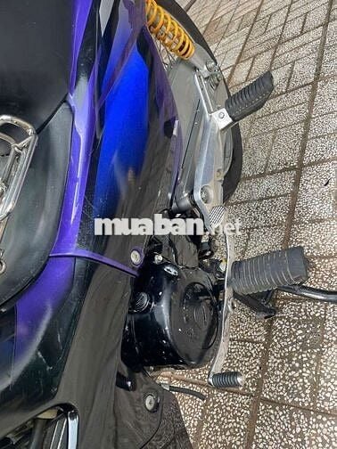 Cần bán xe. Xe Nhật độ toàn  đồ tốt