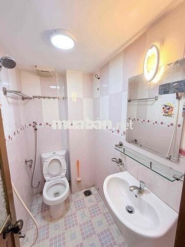 Nguyễn Đình Chiểu , quận 3 , 6 tầng, hẻm 4m, hoàn công đầy đủ