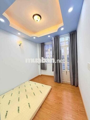 Nguyễn Đình Chiểu , quận 3 , 6 tầng, hẻm 4m, hoàn công đầy đủ