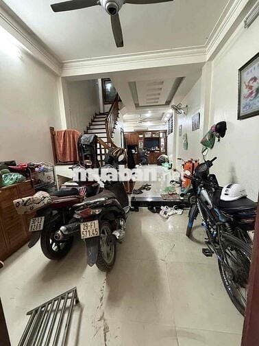 NHÀ ĐẸP 5 TẦNG – THANG MÁY – NỘI THẤT SANG – Ở NGAY TRUNG TÂM XUÂN LA,