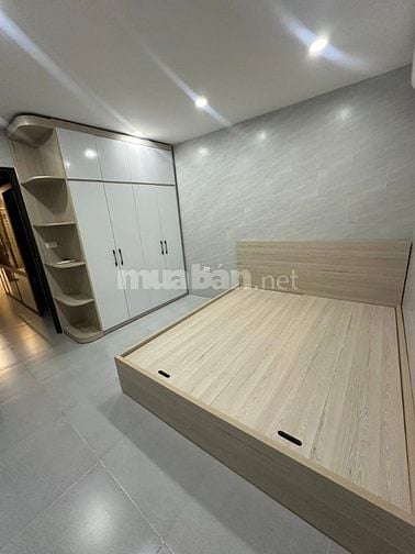 VIP tập thể tầng 1 khu 8/3, giá 4.5 tỷ, 70m2, KD được 