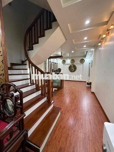 NHÀ ĐẸP 5 TẦNG – THANG MÁY – NỘI THẤT SANG – Ở NGAY TRUNG TÂM XUÂN LA,