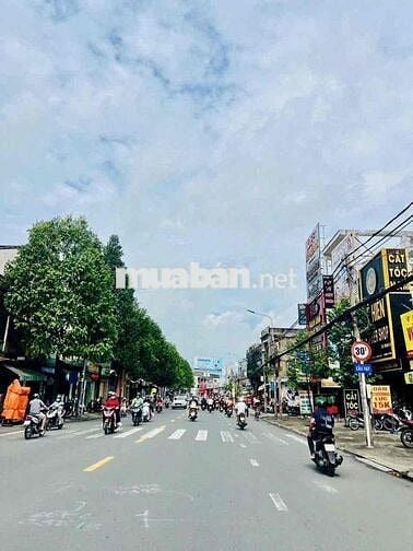 Tôi cần bán mặt tiền Trân quốc Toản