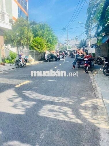 Căn góc nhà phố và CHDV 4 tầng góc 2MT Đường Ngay Chợ TCH 03.07