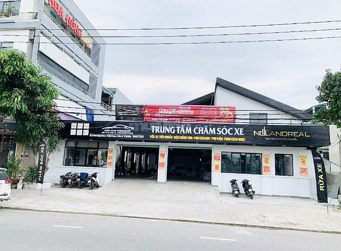 Bán ShowRoom 500m2 Đường Cách Mạng Tháng 8 Đà Nẵng