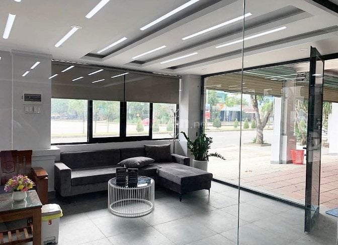 Bán ShowRoom 500m2 Đường Cách Mạng Tháng 8 Đà Nẵng
