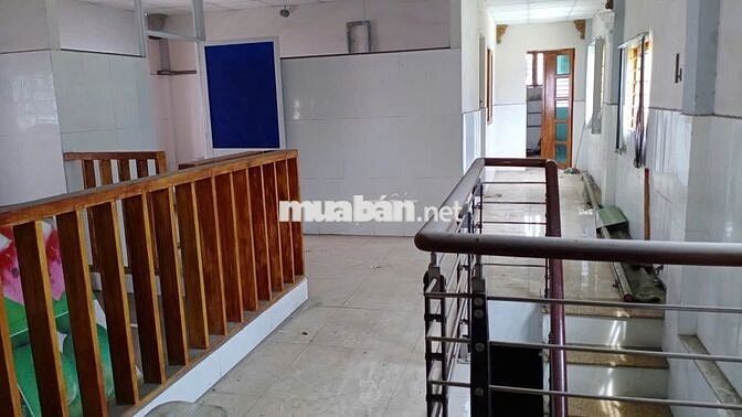 Cho thuê nhà mặt tiền: Nguyễn Oanh,  Gò Vấp + Diện tích: 6.2mx 30m