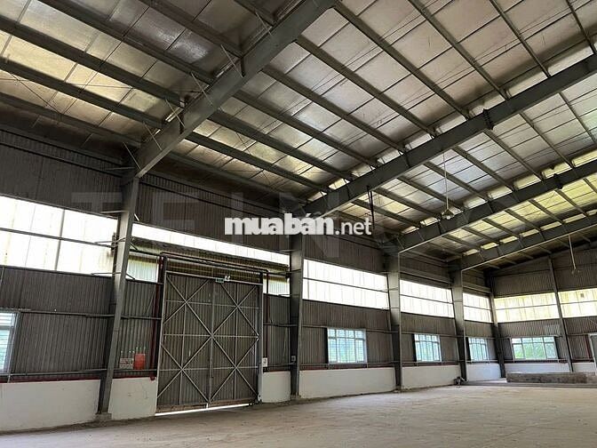Kho xưởng bãi 5.416m² nhà kho xây dựng 3.572m² có PCCC và điện 3 pha