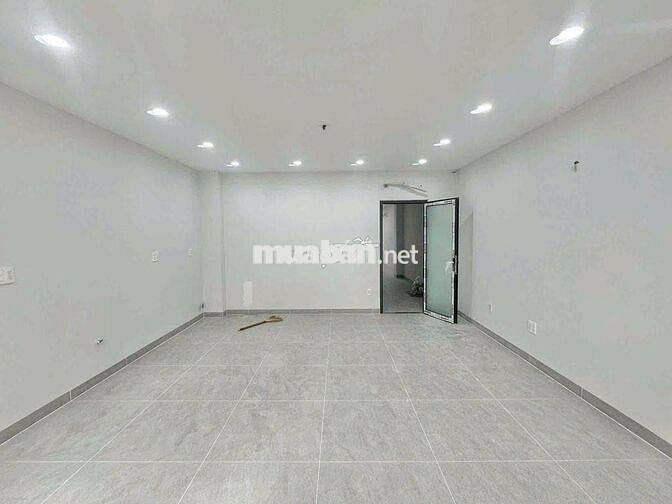 🏡 Cho Thuê Nhà Đường C1_6x18m, 1 Trệt 3 Lầu, Chủ Vừa Sơn Sửa Mới.