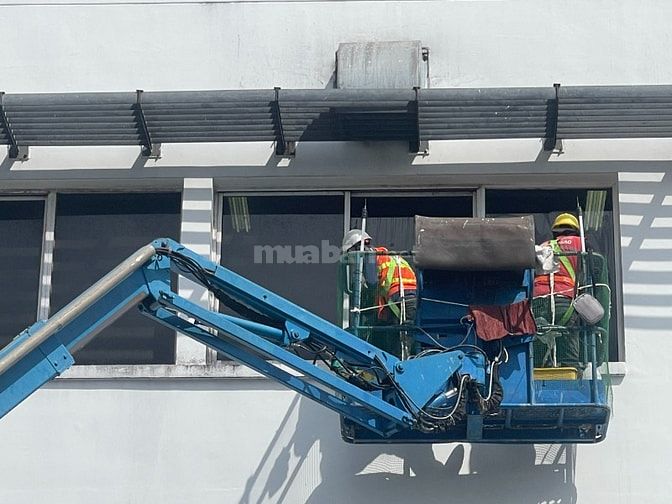 TUYỂN DỤNG NHÂN VIÊN VỆ SINH CÔNG NGHIỆP