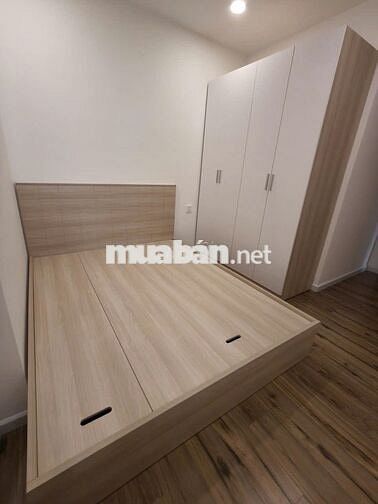 Chính chủ cần bán căn The Maison 2PN, full NT, tầng cao thoáng mát!