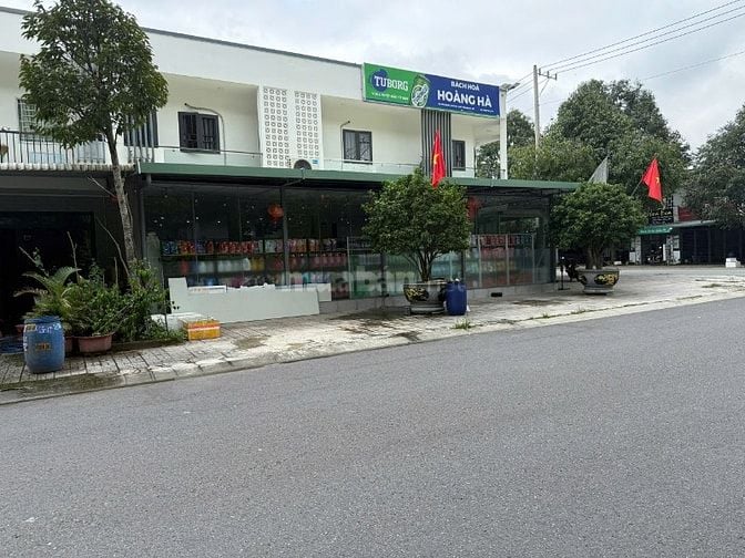 Đất nền ngay khu chợ đêm bàu bàng, dân cư đông kinh doanh được luôn