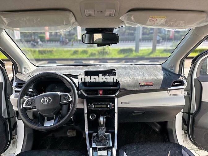 Toyota Veloz Cross 2023  - 26000 km