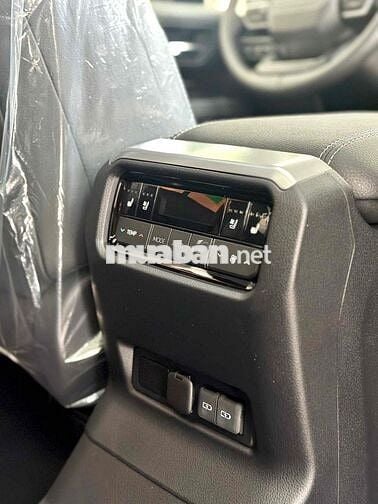 Toyota Land Cruiser Prado 2025
