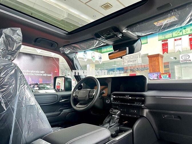 Toyota Land Cruiser Prado 2025