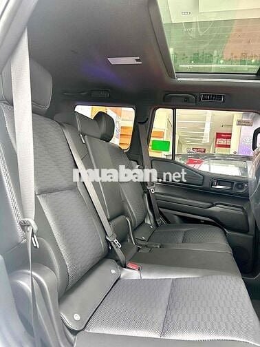 Toyota Land Cruiser Prado 2025