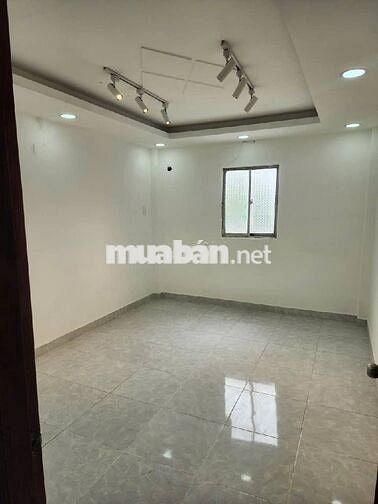 NHÀ 3 TẦNG – 5PN3WC – MT ĐƯỜNG KINH DOANH 8M TÂN THỚI NHÌ,HÓC MÔN