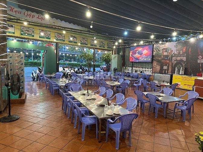 Cần Tuyền Gấp Phục Vụ Quán Bò Tơ Năm Sánh Quyết Thắng