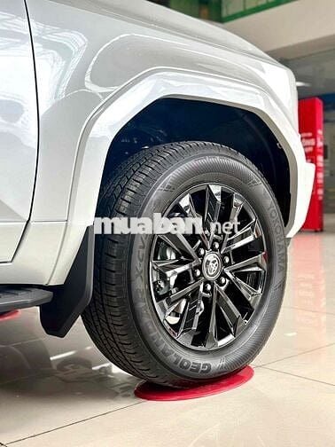 Toyota Land Cruiser Prado 2025