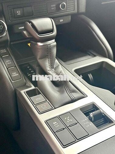 Toyota Land Cruiser Prado 2025