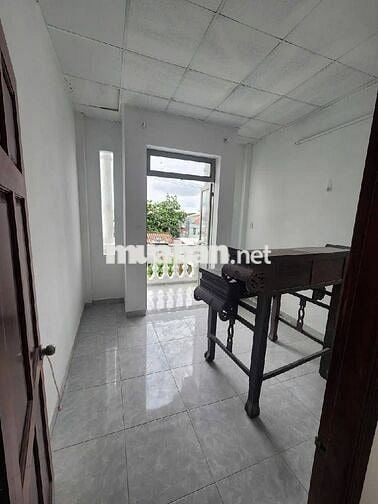 NHÀ 3 TẦNG – 5PN3WC – MT ĐƯỜNG KINH DOANH 8M TÂN THỚI NHÌ,HÓC MÔN