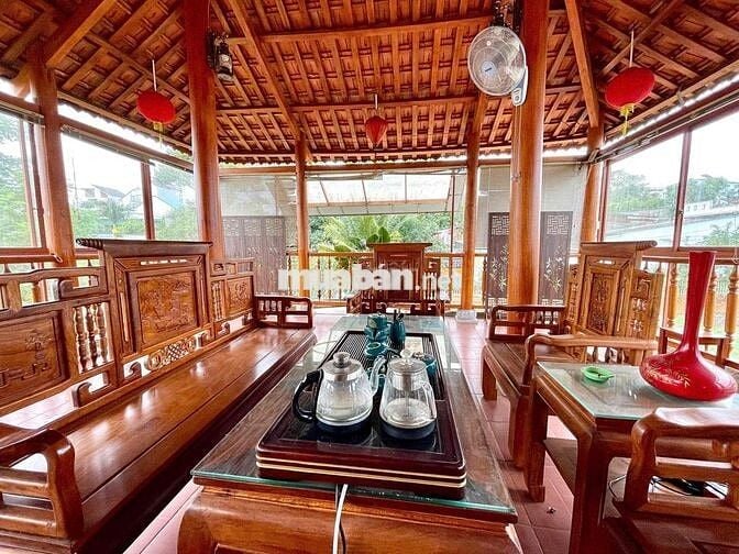 Biệt thự trung tâm Phường 1 TP.Bảo Lộc 370m2 sẵn thổ cư giá tốt